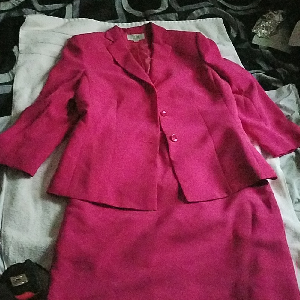 Jacket/Skirt Set